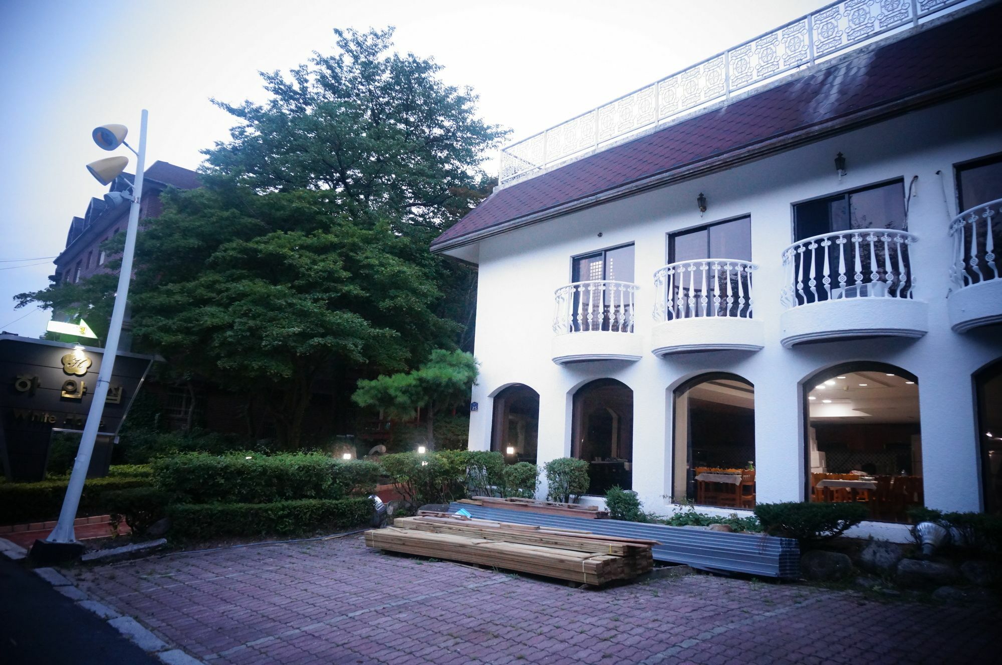 Hôtel White House à Sokcho Extérieur photo